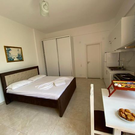 Am Apartment Sarande Exterior photo