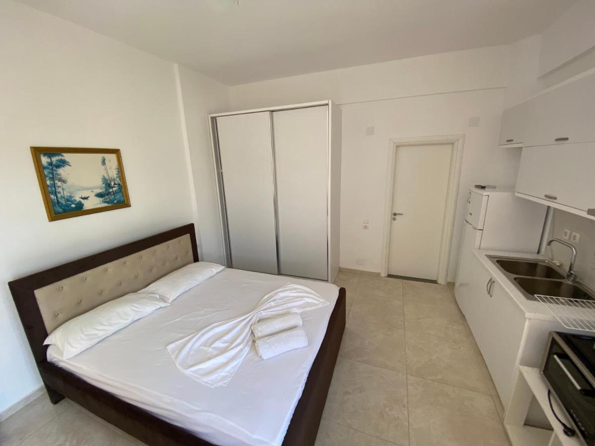 Am Apartment Sarande Exterior photo